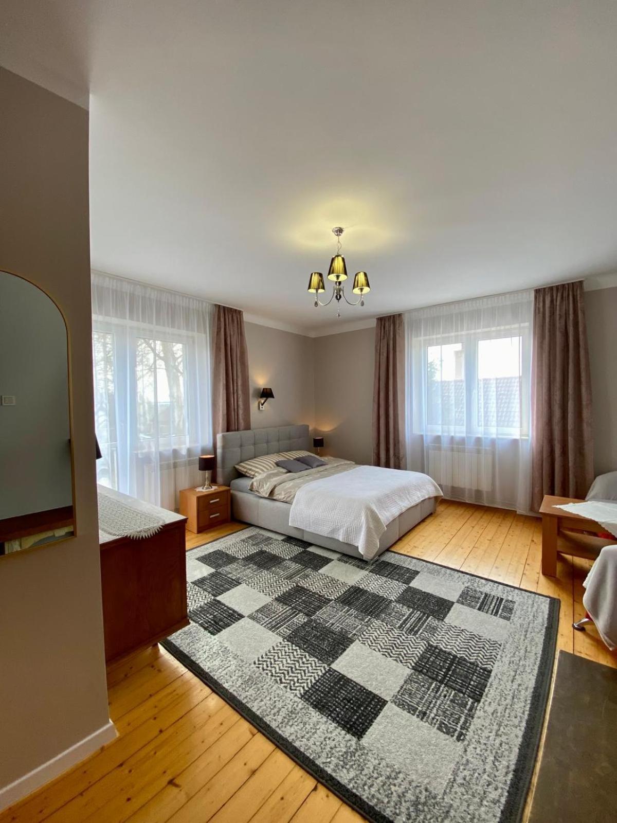 Gospodarstwo Agroturystyczne Jagoda Błonie Exteriér fotografie